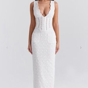 House of CB “Sophina” White Broderie Anglais Plunge Maxi Dress – US Size Small